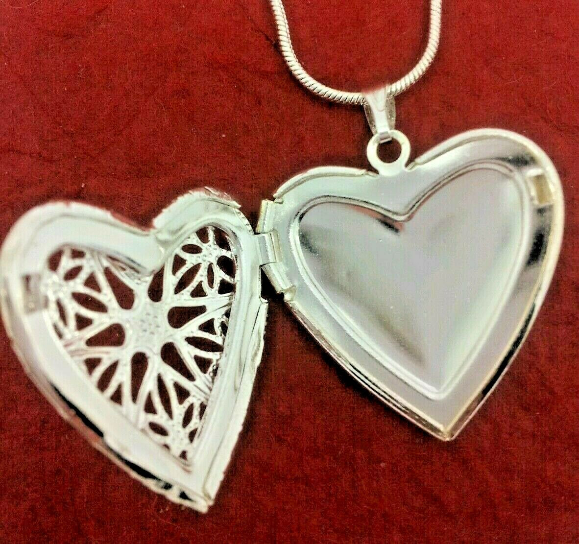 Heart Locket Necklace Silver Plated Fits Photos 18Inch Chain and Pendant